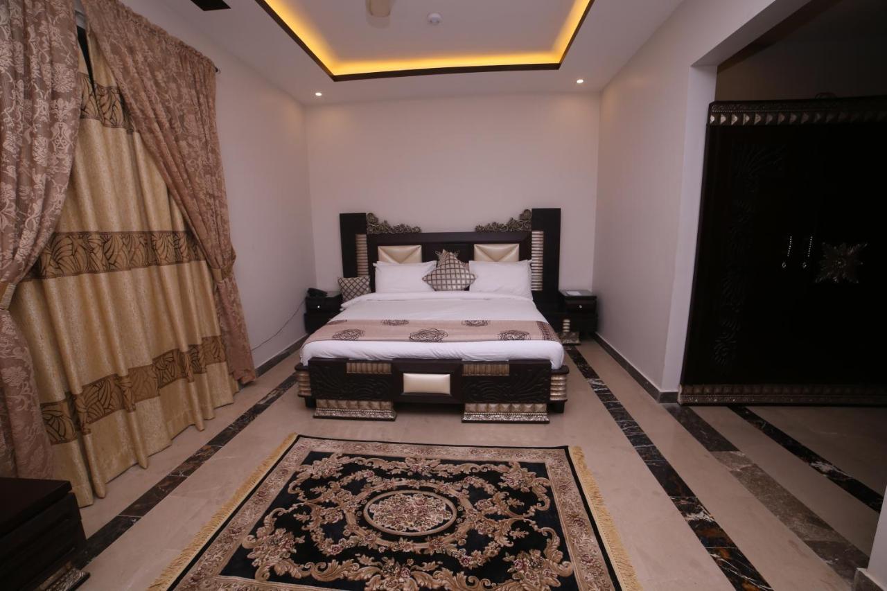 Zifan Hotel & Suites Карачи Экстерьер фото