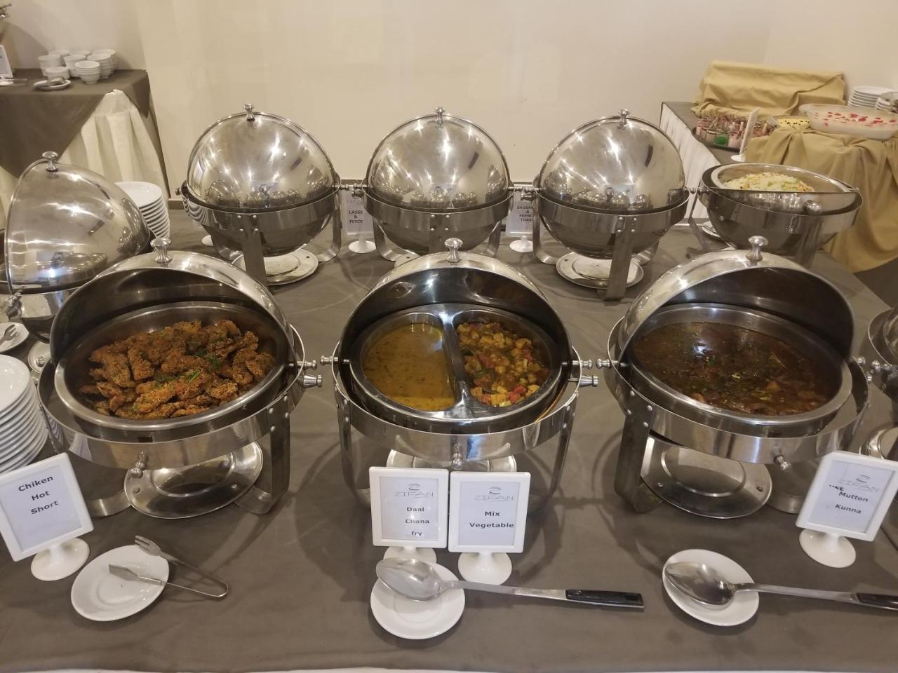 Zifan Hotel & Suites Карачи Экстерьер фото